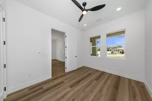 4468 57th Ave N, Saint Petersburg, FL 33714 - Photo 10