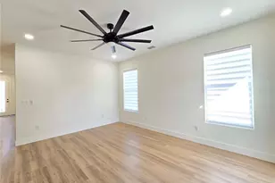 4468 57th Ave N, Saint Petersburg, FL 33714 - Photo 68