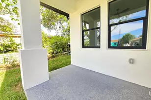 4468 57th Ave N, Saint Petersburg, FL 33714 - Photo 4