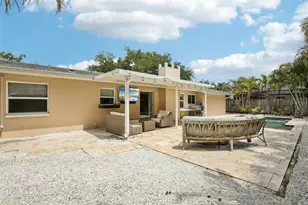 2131 Viola Dr, Clearwater, FL 33764 - Photo 32