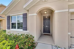 10324 Geese Trail Cir, Sun City Center, FL 33573 - Photo 2