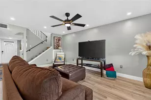 6537 Cape Hatteras Way NE, Saint Petersburg, FL 33702 - Photo 14