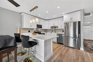 6537 Cape Hatteras Way NE, Saint Petersburg, FL 33702 - Photo 6