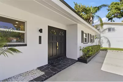 14096 Passage Way, Seminole, FL 33776 - Photo 4