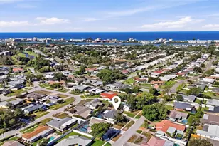 14096 Passage Way, Seminole, FL 33776 - Photo 38