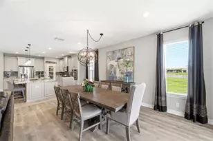 28707 Revaro Ln, Wesley Chapel, FL 33543 - Photo 16