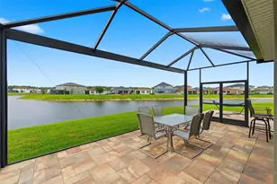 28707 Revaro Ln, Wesley Chapel, FL 33543 - Photo 52
