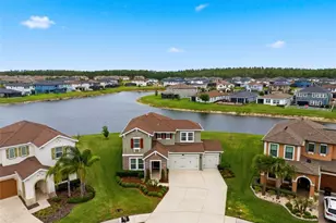 28707 Revaro Ln, Wesley Chapel, FL 33543 - Photo 76