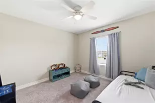 28707 Revaro Ln, Wesley Chapel, FL 33543 - Photo 32