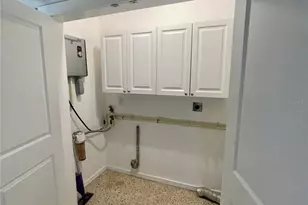 6519 Walton Way, Tampa, FL 33610 - Photo 22