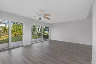 1451 Gulf Blvd, Clearwater Beach, FL 33767 - Photo 10