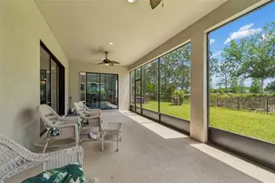 28602 Marsciano Ln, Wesley Chapel, FL 33543 - Photo 14