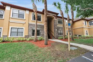 2141 Portofino Pl, Palm Harbor, FL 34683 - Photo 2