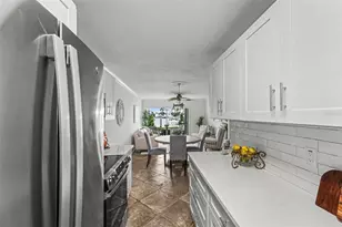 8931 Blind Pass Rd, Saint Pete Beach, FL 33706 - Photo 12