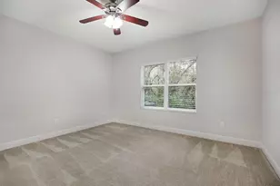 13576 Circa Crossing Dr, Lithia, FL 33547 - Photo 16