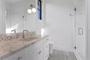 337 Coffee Pot Dr NE, Saint Petersburg, FL 33704 - Photo 30