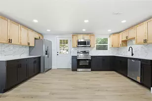 3207 Dodge St, Tampa, FL 33605 - Photo 8