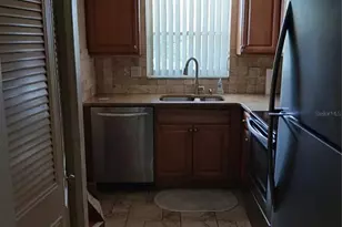 5880 38th Ave N, Saint Petersburg, FL 33710 - Photo 10