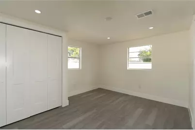 1711 E Sewaha Street, Tampa, FL 33612 - Photo 28