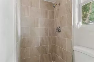 1226 Magnolia Dr, Clearwater, FL 33756 - Photo 30