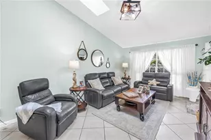 228 Sun Vista Ct N, Treasure Island, FL 33706 - Photo 22