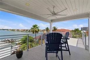 2813 Kipps Colony Dr S, Gulfport, FL 33707 - Photo 10