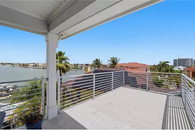 2813 Kipps Colony Drive S, Gulfport, FL 33707 - Photo 12