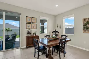 10186 Shoreline Vw Wy, Wesley Chapel, FL 33545 - Photo 10