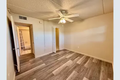 11700 Park Blvd #104, Seminole, FL 33772 - Photo 12