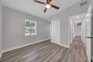 3997 Marlin Dr SE, Saint Petersburg, FL 33705 - Photo 12