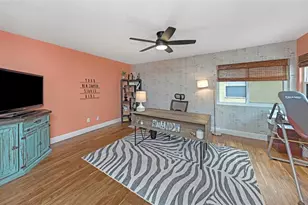 10422 Greendale Dr, Tampa, FL 33626 - Photo 44