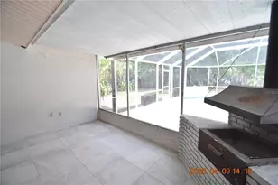 8402 Blackstone Ct, Tampa, FL 33615 - Photo 50