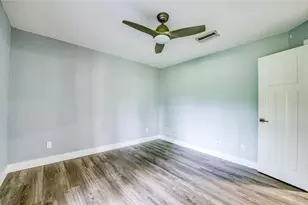 2617 Bentley Dr, Palm Harbor, FL 34684 - Photo 24