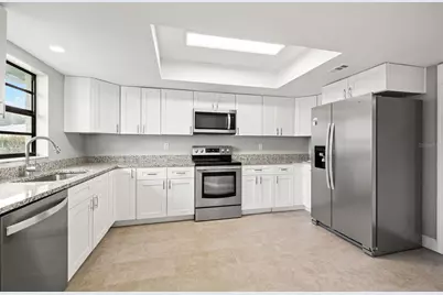2115 N Halcyon Drive, Sun City Center, FL 33573 - Photo 18