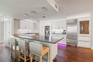 500 Treasure Island Causeway, Treasure Island, FL 33706 - Photo 6