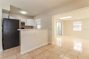 5103 Murray Hill Dr, Tampa, FL 33615 - Photo 6