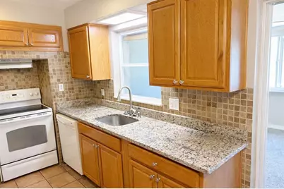 6131 42nd Avenue N, Saint Petersburg, FL 33709 - Photo 6