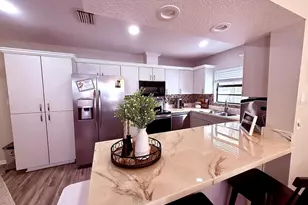 7218 N Highland Ave, Tampa, FL 33604 - Photo 4