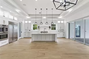 8241 Cass Rd, Zephyrhills, FL 33540 - Photo 22