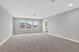 3168 Fall Harvest Dr, Zephyrhills, FL 33540 - Photo 28