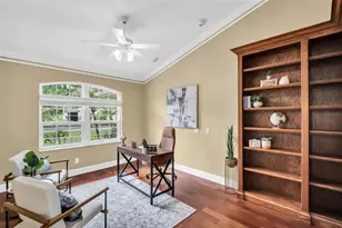 1404 E Lake Woodlands Pkwy, Oldsmar, FL 34677 - Photo 10