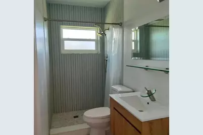 351 Davenport Avenue NE, Saint Petersburg, FL 33702 - Photo 18