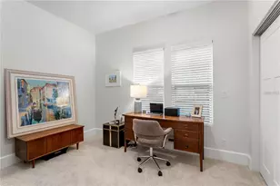 802 Dartmoor St N, Saint Petersburg, FL 33701 - Photo 20