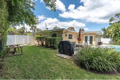 4801 Shore Acres Boulevard NE, Saint Petersburg, FL 33703 - Photo 4