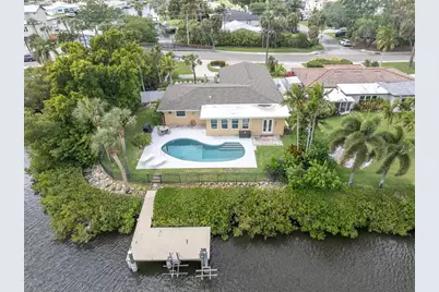 4801 Shore Acres Boulevard NE, Saint Petersburg, FL 33703 - Photo 6