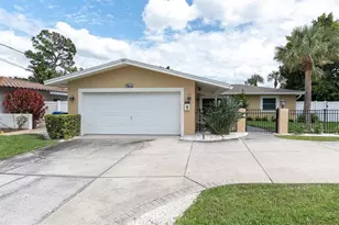 4801 Shore Acres Blvd NE, Saint Petersburg, FL 33703 - Photo 1