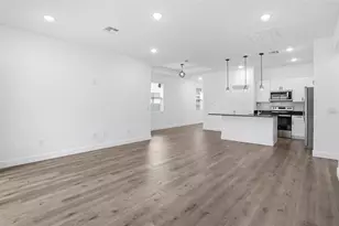 1535 13th St S, Saint Petersburg, FL 33705 - Photo 6