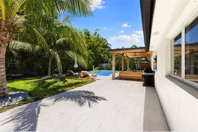 4618 Bayshore Boulevard NE, Saint Petersburg, FL 33703 - Photo 60