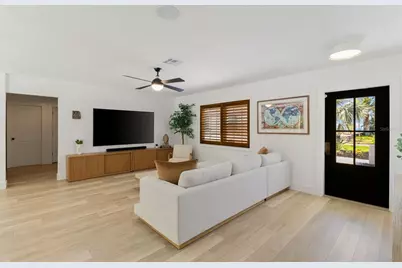 4618 Bayshore Boulevard NE, Saint Petersburg, FL 33703 - Photo 8