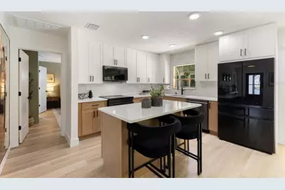 4618 Bayshore Boulevard NE, Saint Petersburg, FL 33703 - Photo 12